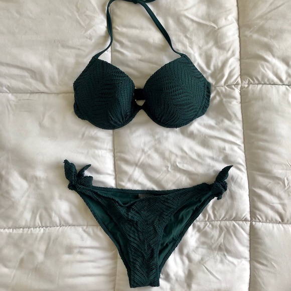 h&m green swimsuit